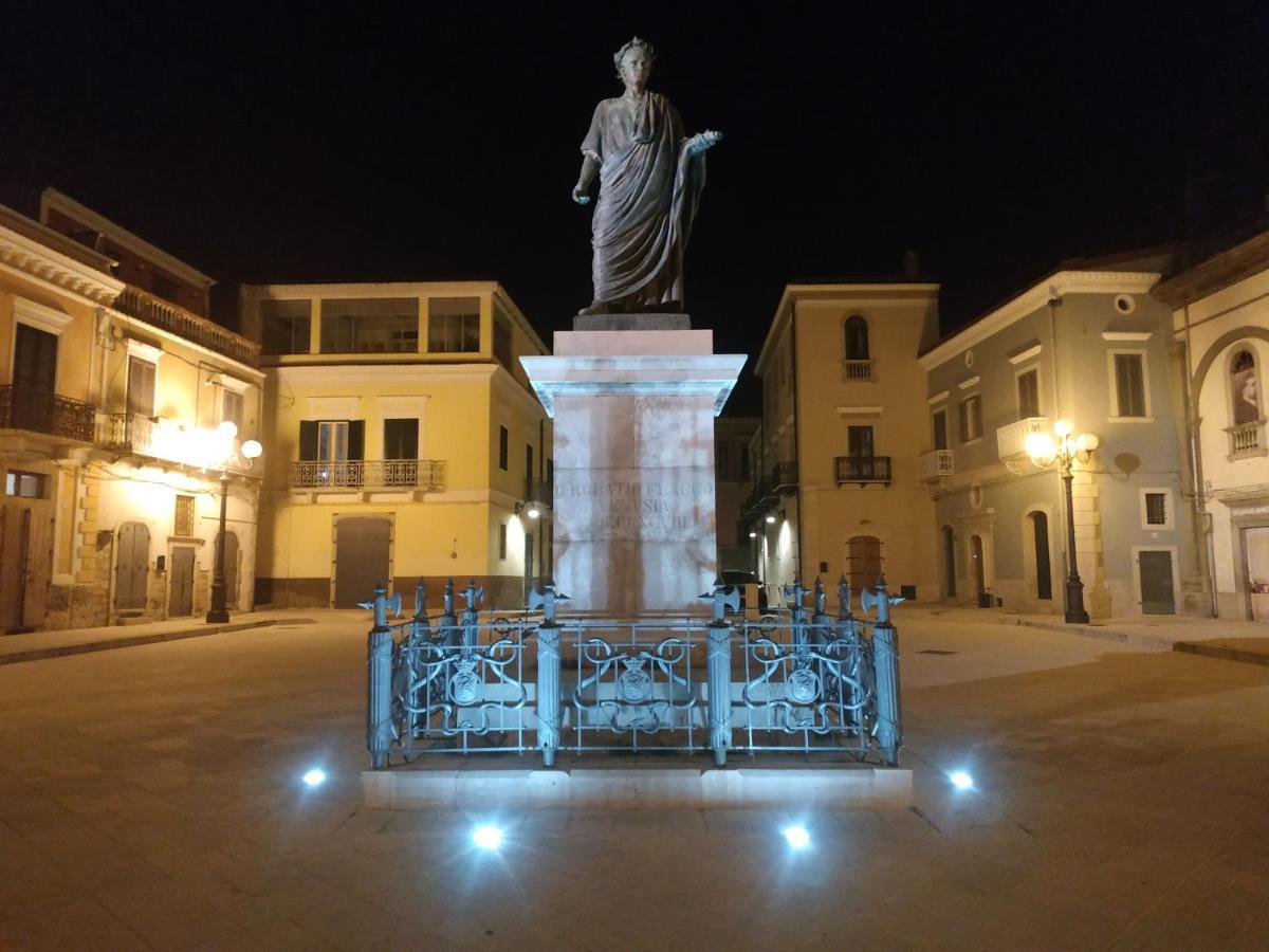Bed And Breakfast In Piazza Orazio Venosa Exterior photo